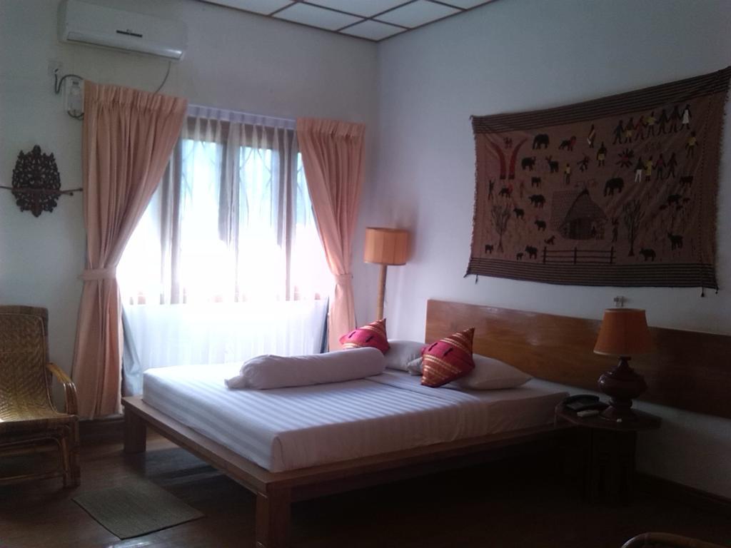 Lawkanat Hotel Bagan Exterior photo